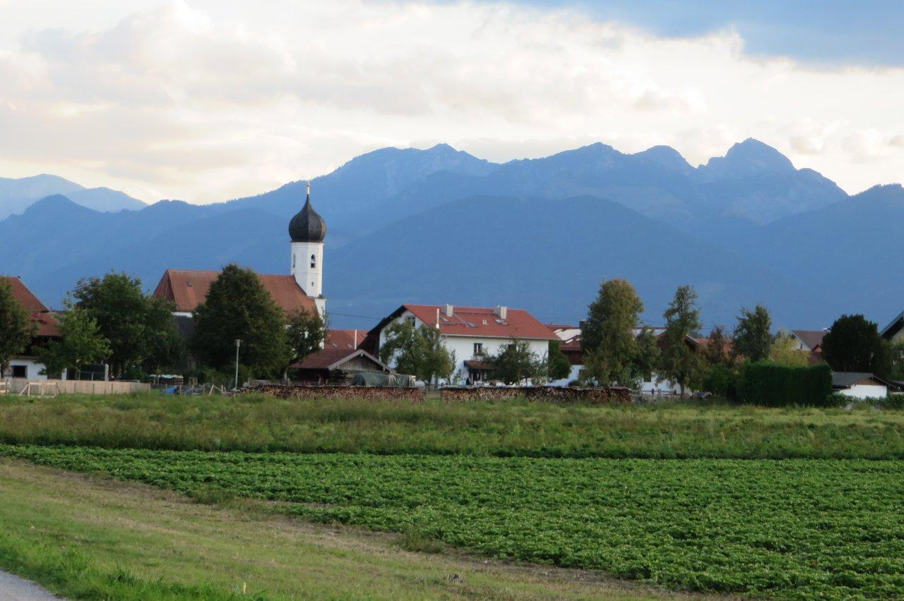 003 - Kapitel 3 - Happing - Kirche Sankt Martin